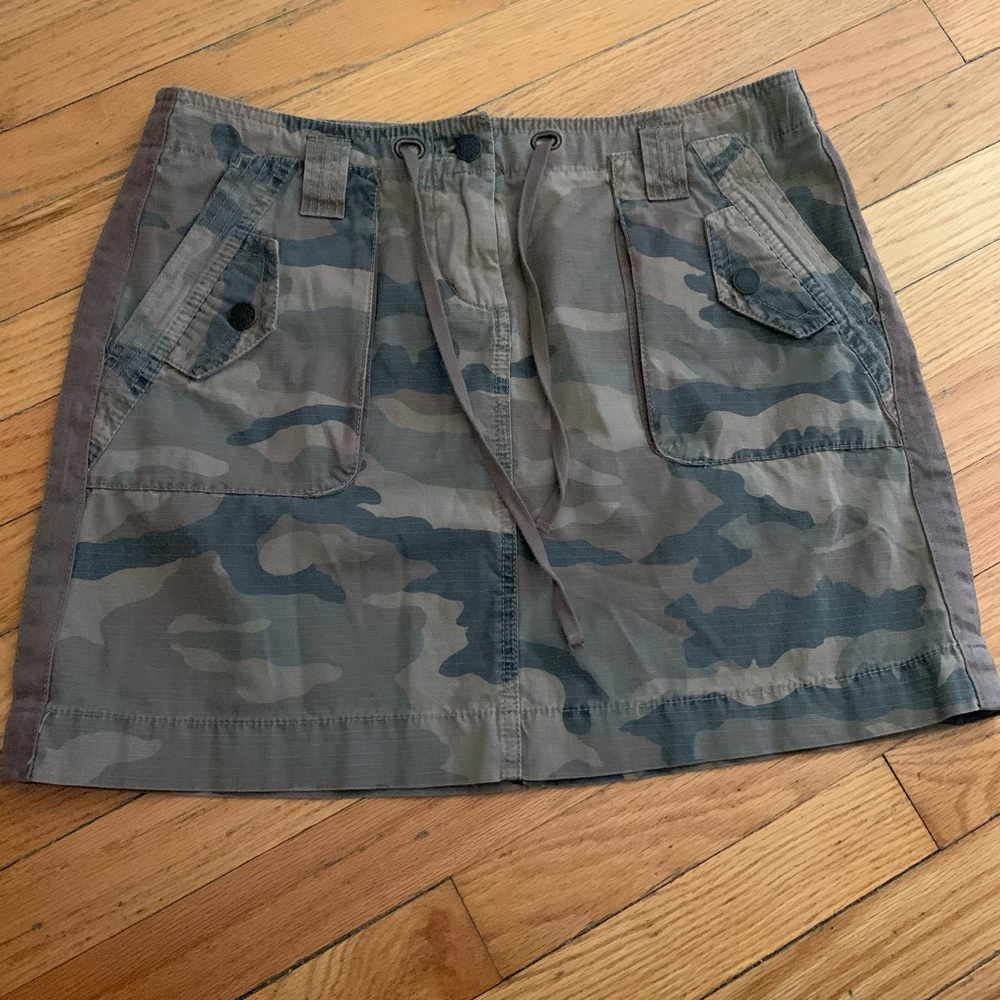 COPY - J. Crew  Camouflage Skirt Size 8 New